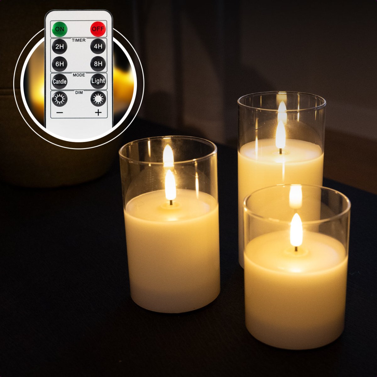 Set van 3 oplaadbare led kaarsen met transparant glas met afstandsbediening. Duurzaam en sfeervol, inclusief oplaadsnoer.